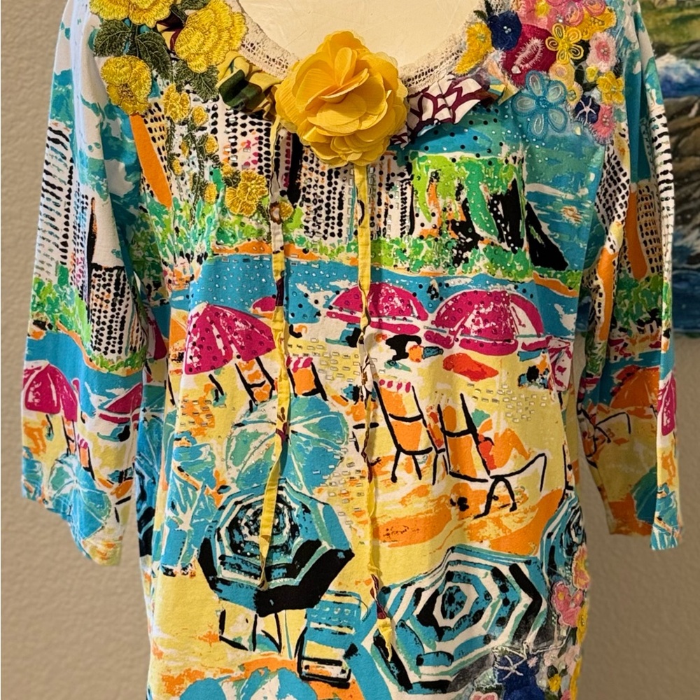 Colorful Floral Women's Tunic in Size 1X